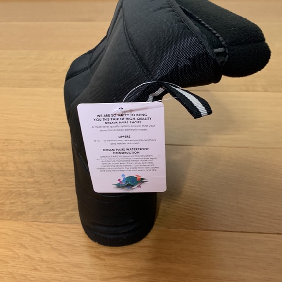 Dream pairs snow boots NWT size 6 Black - Picture 6 of 9